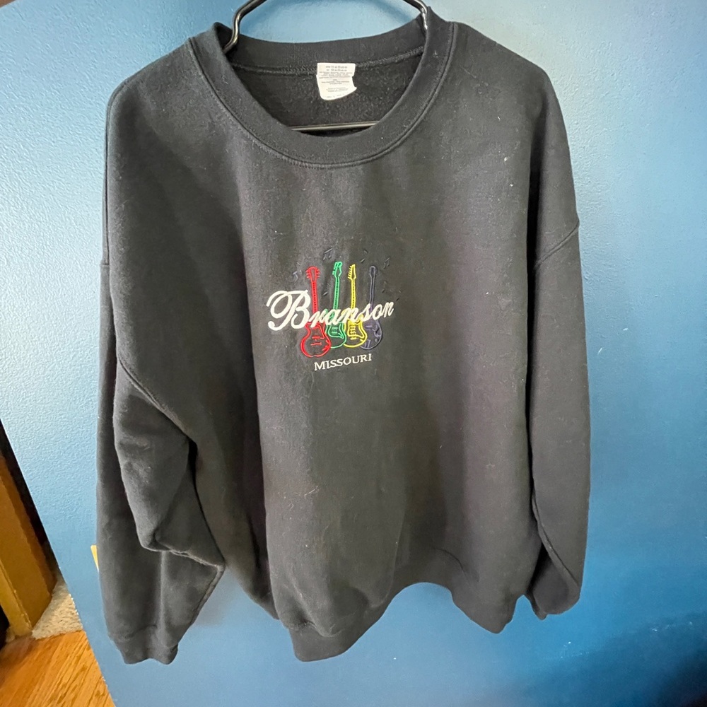 Vintage Branson, Missouri Black Crewneck